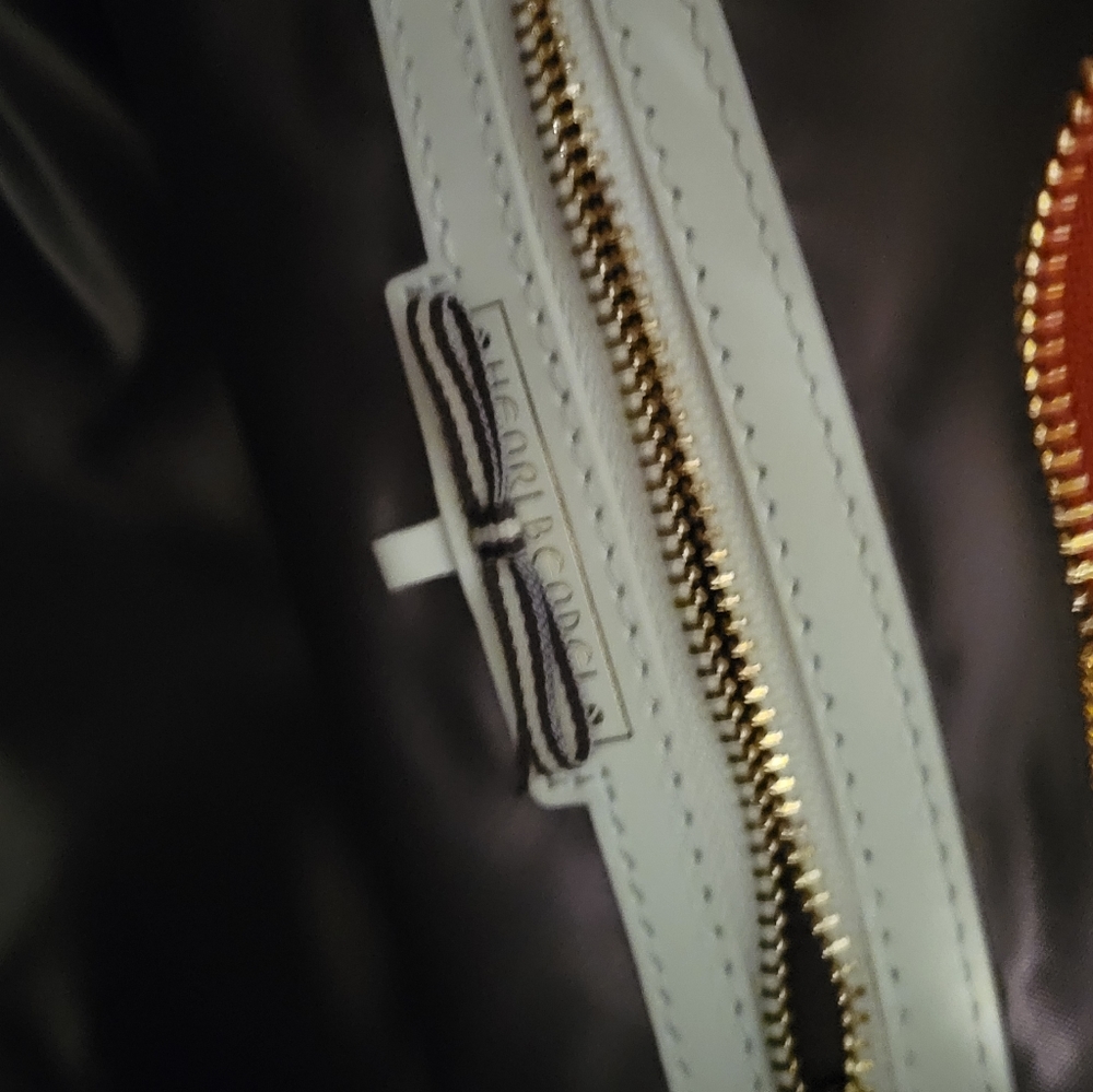 Henri Bendel Sabrina satchel - Picture 3 of 9